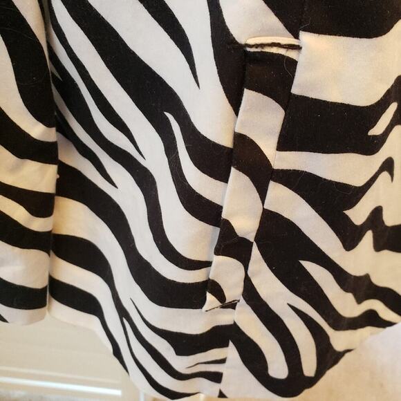 SANDRO SPORTSWEAR ZEBRA CAPE JACKET MED - Picture 5 of 5
